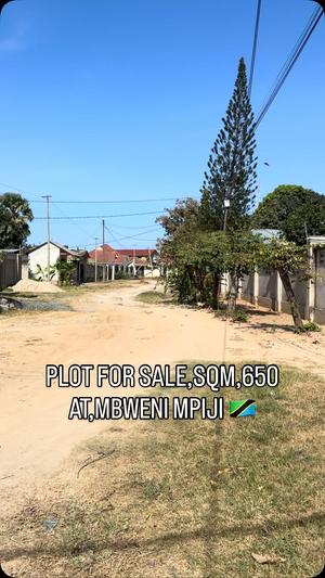 Kiwanja kinauzwa Bweni Mpiji, Tanga (650 sqm) Kiwanja kinauzwa Bweni Mpiji, Tanga (650 sqm)
