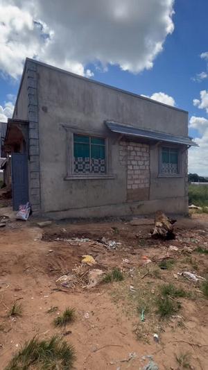 Nyumba ya vyumba viwili inauzwa Kwarara Madina, Zanzibar - Unguja West