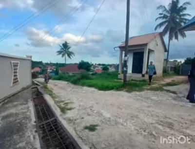 Kiwanja kinauzwa Kimara Mwisho, Dar Es Salaam (253 sqm) Kiwanja kinauzwa Kimara Mwisho, Dar Es Salaam (253 sqm)