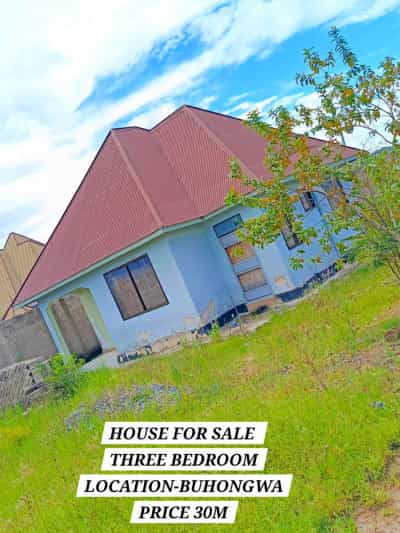 Nyumba ya vyumba vitatu inauzwa Buhongwa, Mwanza (600 sqm)