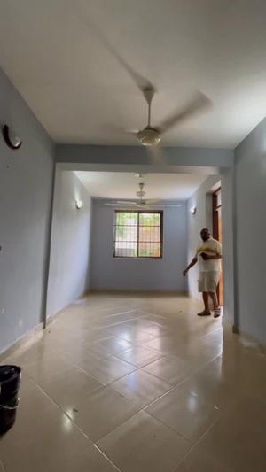 Nyumba ya vyumba vitatu inapangishwa Makongo Mwanzoni, Dar Es Salaam Nyumba ya vyumba vitatu inapangishwa Makongo Mwanzoni, Dar Es Salaam