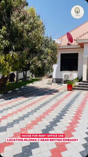 Ofisi inapangishwa Mlimwa C Ya Mwanzo, Dodoma Ofisi inapangishwa Mlimwa C Ya Mwanzo, Dodoma