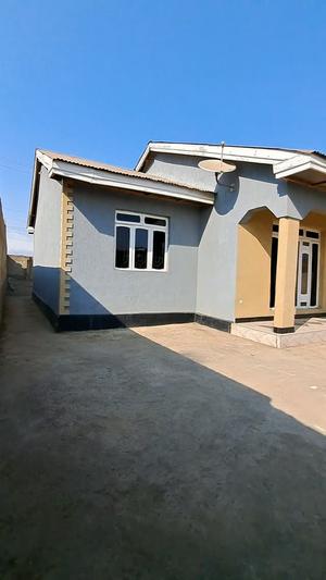 Nyumba ya vyumba vitatu inapangishwa Mwambene Block Y, Mbeya Nyumba ya vyumba vitatu inapangishwa Mwambene Block Y, Mbeya