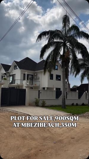 Kiwanja kinauzwa Mbezi Beach, Dar Es Salaam sqm 900