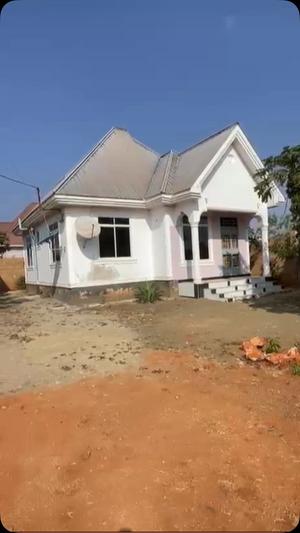 Nyumba ya vyumba vitatu inauzwa Ntyuka, Dodoma