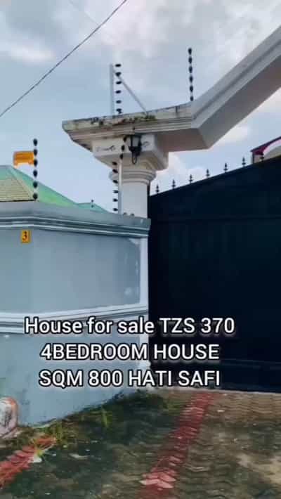 Nyumba ya vyumba vinne inauzwa Bunju Beach Moga, Dar Es Salaam (800 sqm)