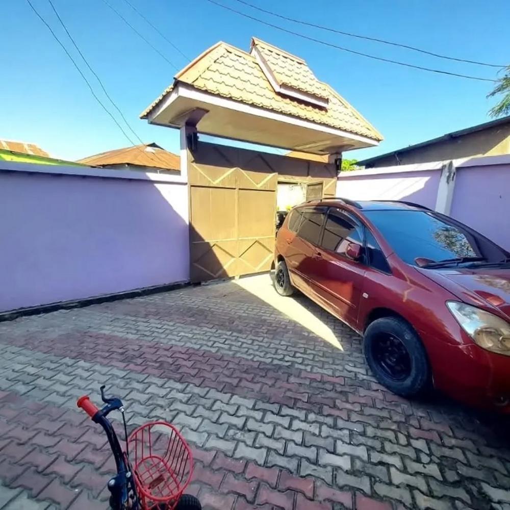 media -3