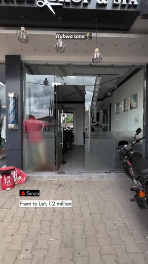 Duka linapangishwa Sinza, Dar Es Salaam