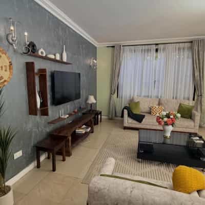 Apartment (Furnished) ya vyumba vitatu inapangishwa Masaki, Dar Es Salaam