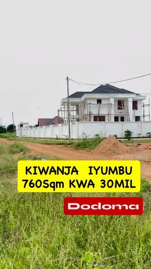 Kiwanja kinauzwa Iyumbu, Dodoma sqm 760
