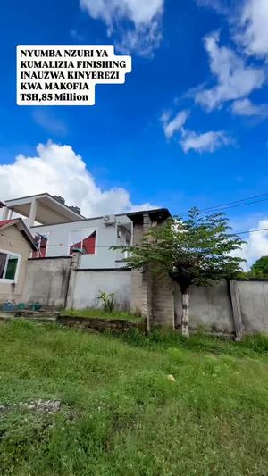 Nyumba ya vyumba vitatu inauzwa Tabata Kinyerezi Mwisho Kwa Makofia, Dar Es Salaam (525 sqm) Nyumba ya vyumba vitatu inauzwa Tabata Kinyerezi Mwisho Kwa Makofia, Dar Es Salaam (525 sqm)