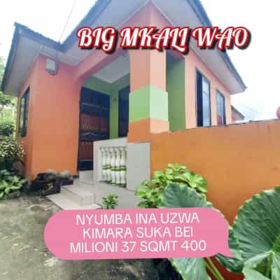 Nyumba ya vyumba vitatu inauzwa Kimara Suka, Dar Es Salaam (400 sqm)