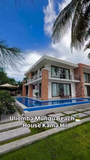 Villa ya vyumba vitano inauzwa Bahari Beach, Dar Es Salaam (2500 sqm)