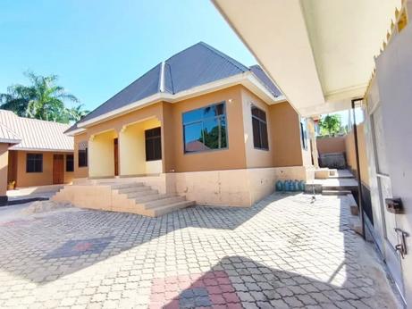 Apartment ya vyumba vitatu inapangishwa Mbezi Kwa Msuguri, Dar Es Salaam Apartment ya vyumba vitatu inapangishwa Mbezi Kwa Msuguri, Dar Es Salaam