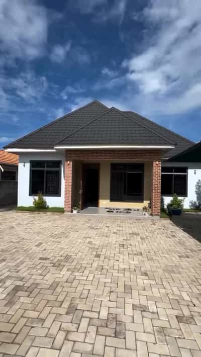 Nyumba ya vyumba vitatu inapangishwa Tegeta Masaiti, Dar Es Salaam