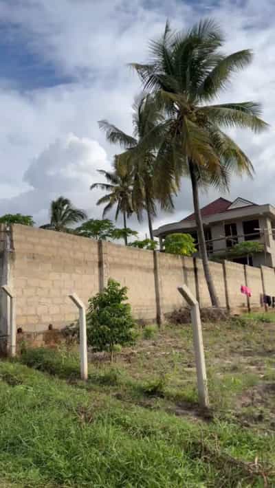 Kiwanja kinauzwa Madale, Dar Es Salaam Kiwanja kinauzwa Madale, Dar Es Salaam