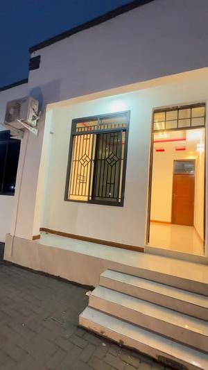Nyumba ya vyumba viwili inapangishwa Salasala Mwisho Wa Lami, Dar Es Salaam Nyumba ya vyumba viwili inapangishwa Salasala Mwisho Wa Lami, Dar Es Salaam