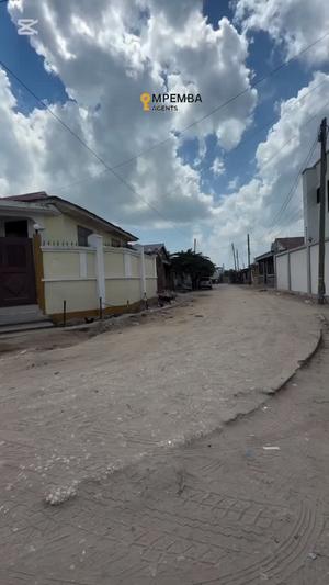 Nyumba ya vyumba vitano inauzwa Magomeni, Dar Es Salaam (400 sqm)