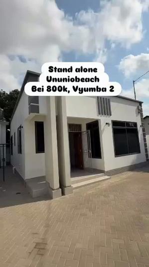 2 Bedrooms House for Rent in Ununio Beach, Dar Es Salaam 2 Bedrooms House for Rent in Ununio Beach, Dar Es Salaam