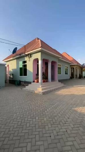 Apartment ya vyumba vitatu inapangishwa Chidachi, Dodoma