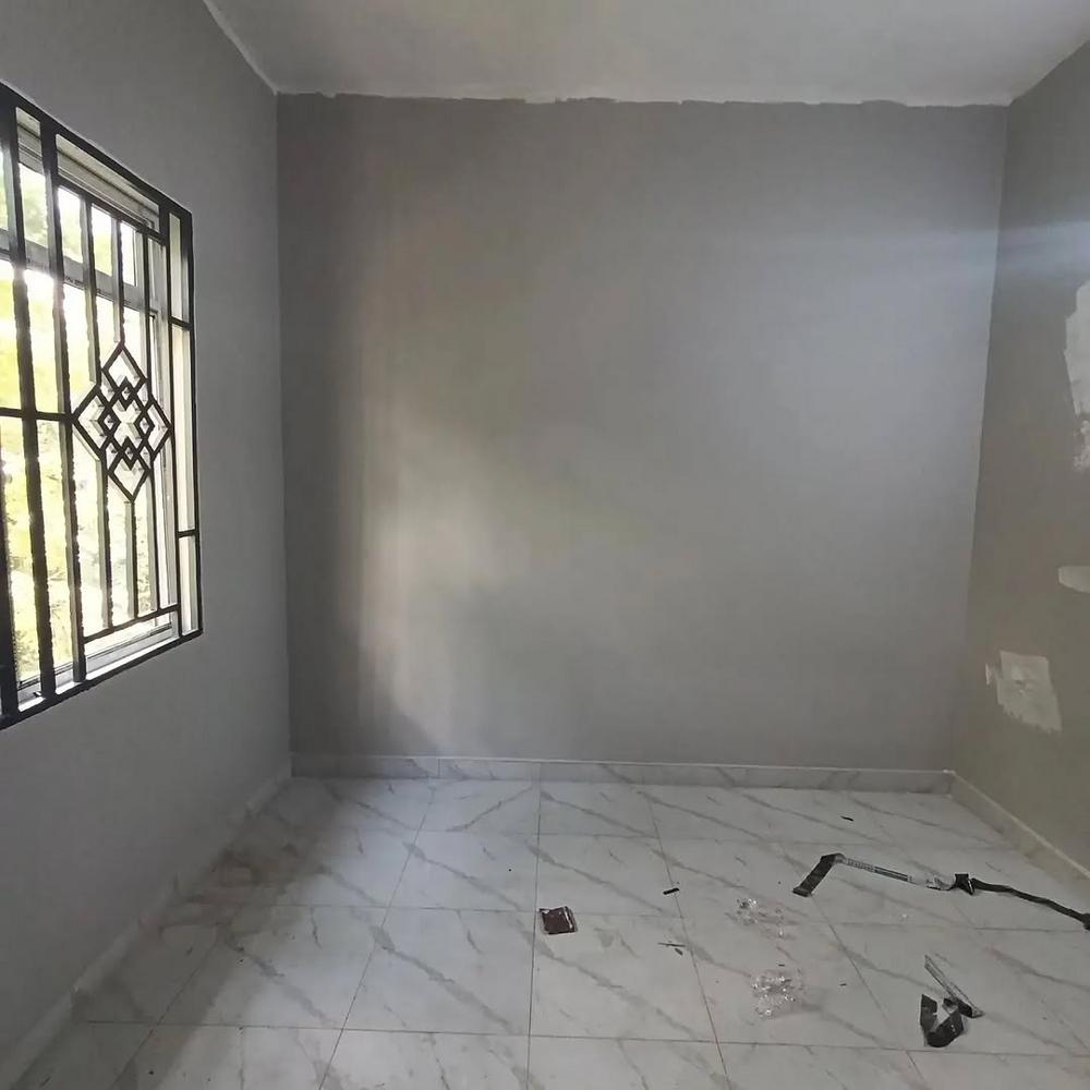 media -8