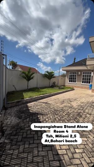 Nyumba ya vyumba vinne inapangishwa Bahari Beach, Dar Es Salaam Nyumba ya vyumba vinne inapangishwa Bahari Beach, Dar Es Salaam