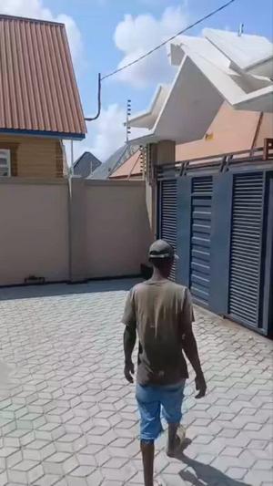Nyumba ya vyumba vitatu inapangishwa Chamaz Complex, Dar Es Salaam Nyumba ya vyumba vitatu inapangishwa Chamaz Complex, Dar Es Salaam