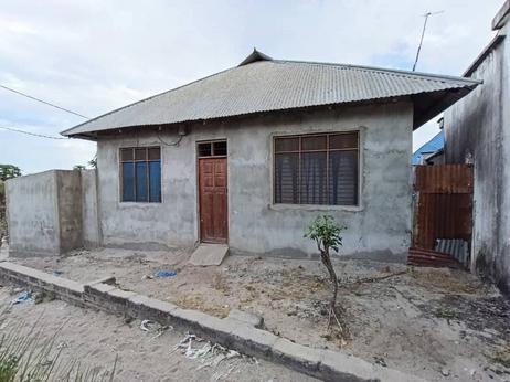 Nyumba ya vyumba vitatu inauzwa Kitunda Kibeberu, Dar Es Salaam Nyumba ya vyumba vitatu inauzwa Kitunda Kibeberu, Dar Es Salaam