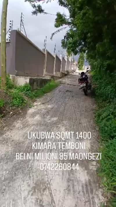 Kiwanja kinauzwa Kimara Temboni, Dar Es Salaam (1400 sqm)