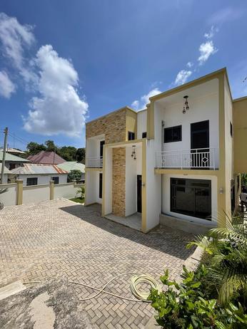 5 Bedrooms House for Rent in Salasala, Dar Es Salaam 5 Bedrooms House for Rent in Salasala, Dar Es Salaam