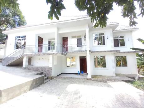 Nyumba/Apartment ya vyumba viwili inapangishwa Kimara Stop Over, Dar Es Salaam Nyumba/Apartment ya vyumba viwili inapangishwa Kimara Stop Over, Dar Es Salaam