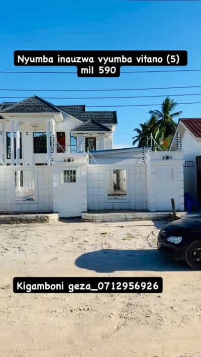 Nyumba ya vyumba vitano inauzwa GEZA WILAYANI KIGAMBONI, Dar Es Salaam (880 sqm)