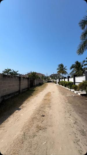 Villa ya vyumba vitatu inauzwa Bahari Beach, Dar Es Salaam (848 sqm) Villa ya vyumba vitatu inauzwa Bahari Beach, Dar Es Salaam (848 sqm)