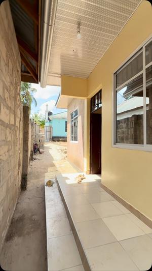 Nyumba ya vyumba viwili inapangishwa Kigamboni Chekechea, Dar Es Salaam Nyumba ya vyumba viwili inapangishwa Kigamboni Chekechea, Dar Es Salaam
