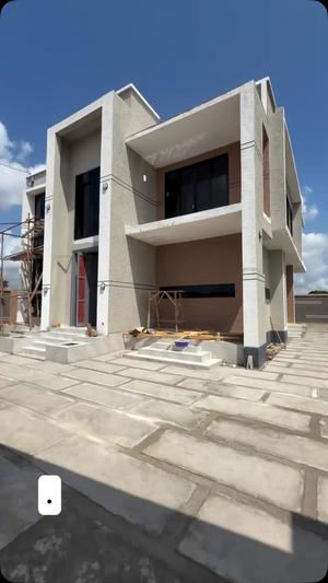 4 Bedrooms House for Sale in Kigamboni Mbuga, Dar Es Salaam (400 sqm)