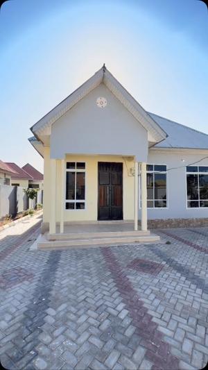 4 Bedrooms House for Rent in Dodoma Makulu 4 Bedrooms House for Rent in Dodoma Makulu