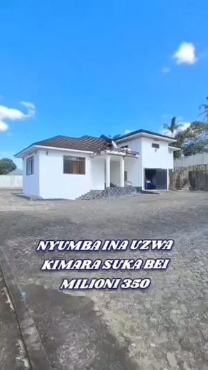 5 Bedrooms House for Sale in Kimara Suka, Dar Es Salaam (1775 sqm) 5 Bedrooms House for Sale in Kimara Suka, Dar Es Salaam (1775 sqm)