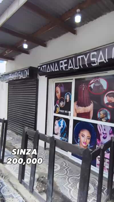 Duka linapangishwa Sinza Mori, Dar Es Salaam