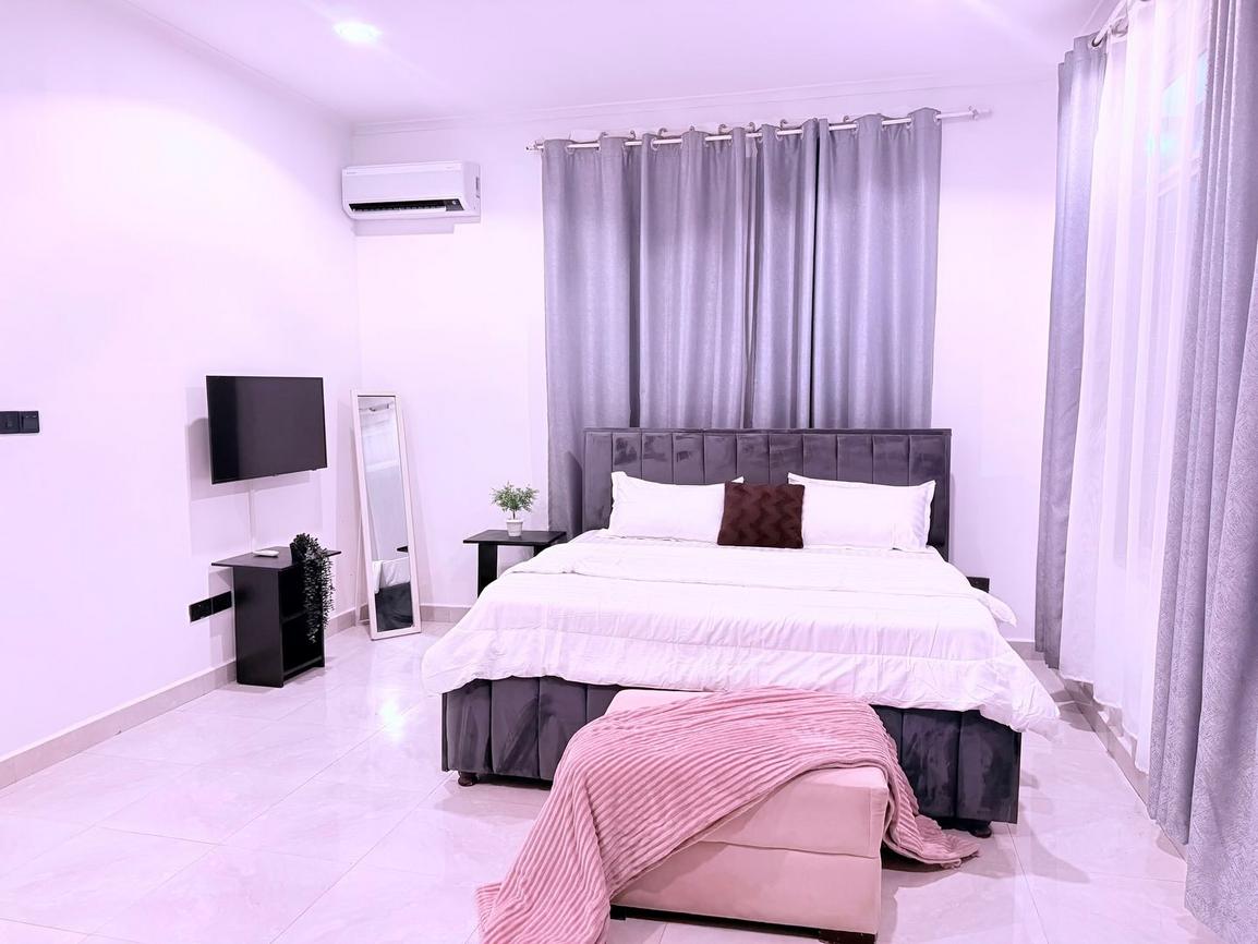 media -7