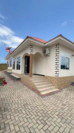 Apartment ya vyumba viwili inapangishwa Salasala, Dar Es Salaam Apartment ya vyumba viwili inapangishwa Salasala, Dar Es Salaam