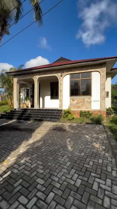 4 Bedrooms House for Rent in Mbezi, Dar Es Salaam