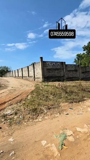 Kiwanja kinauzwa Madale Mivumoni, Dar Es Salaam (2700 sqm) Kiwanja kinauzwa Madale Mivumoni, Dar Es Salaam (2700 sqm)