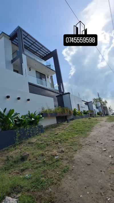 Residential Plot for Sale in Mbezi Beach, Dar Es Salaam (860 sqm)