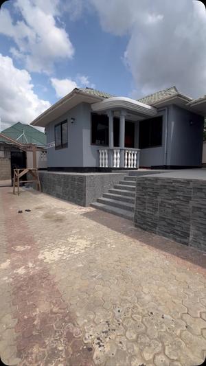 Nyumba ya vyumba viwili inapangishwa Salasala Kinzudi, Dar Es Salaam Nyumba ya vyumba viwili inapangishwa Salasala Kinzudi, Dar Es Salaam