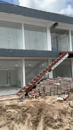 Duka linapangishwa Mwenge, Dar Es Salaam