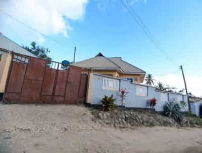 Nyumba ya vyumba viwili inapangishwa Kimara Korogwe, Dar Es Salaam Nyumba ya vyumba viwili inapangishwa Kimara Korogwe, Dar Es Salaam