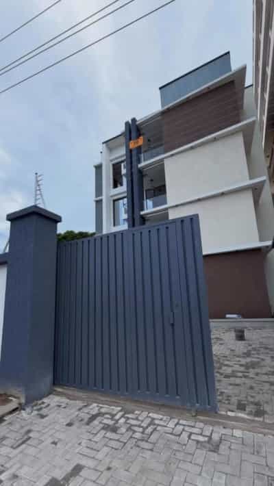 Nyumba/Apartment ya vyumba vinne inapangishwa Kijitonyama, Dar Es Salaam