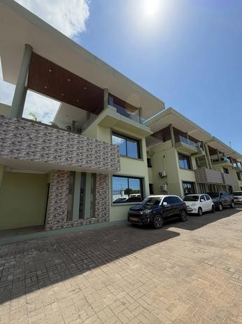 5 Bedrooms Furnished Villa for Rent in Masaki, Dar Es Salaam