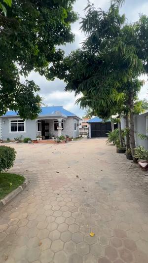 1 Bedroom House for Rent in Kunduchi Beach, Dar Es Salaam