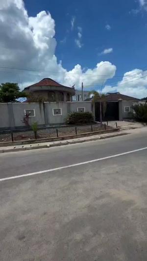 House for Sale in Kinondoni Mango Garden, Dar Es Salaam (380 sqm)
